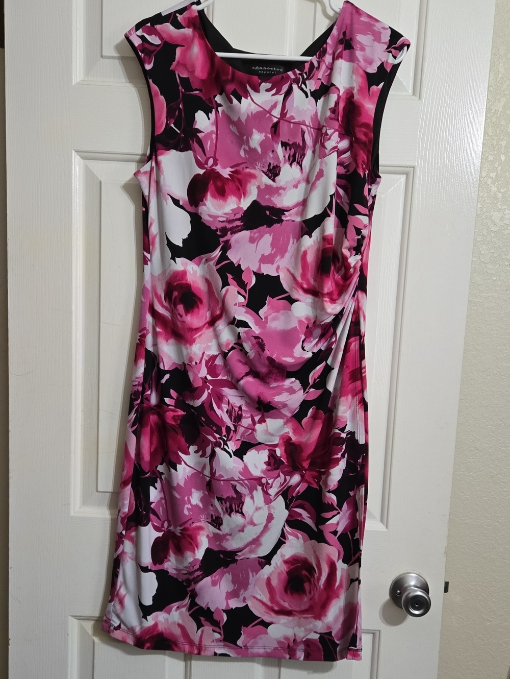 connected apparel Pink and Black Floral Sleeveless Midi Dress